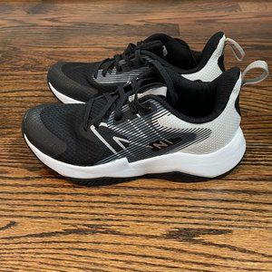 New Balance Kids Rave Run V2 Lace-Up Shoe (Size 2)